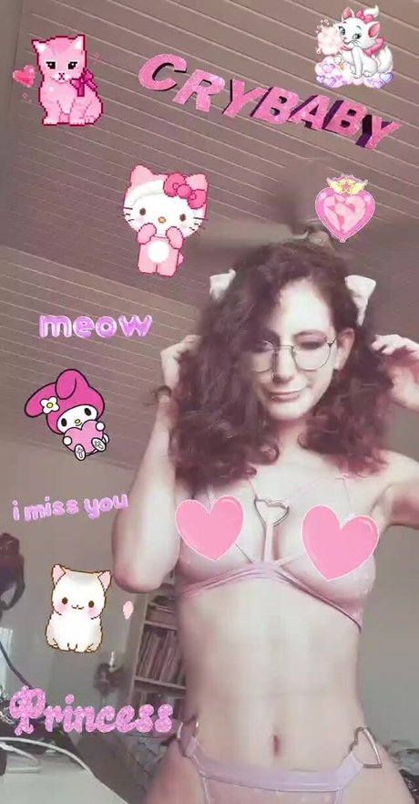 Nico Aroy schauspielerin hübsche fotos