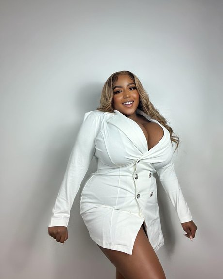 JeNelle Tucker hd nackten fotos