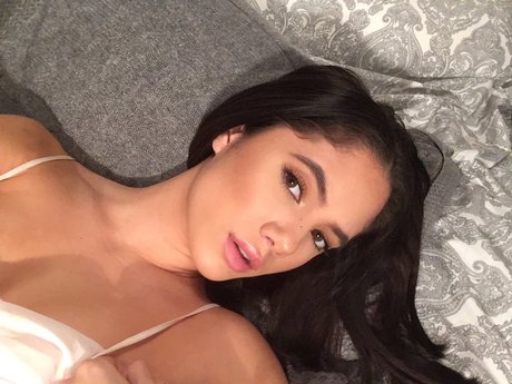 Saoirse Alicia Behzadi_ erwachsene pornostar bilder