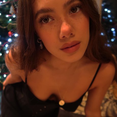 Saoirse Alicia Behzadi_ erotische porno archiv