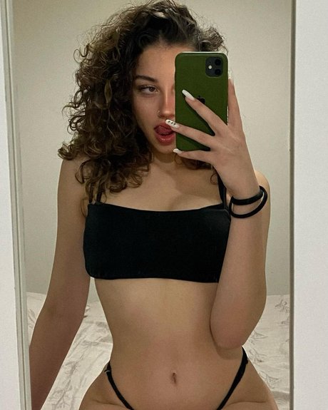 Aleynakutluay exklusive sex galerie