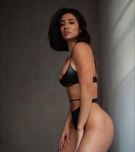 Alicia Arrietta_ freie top bilder