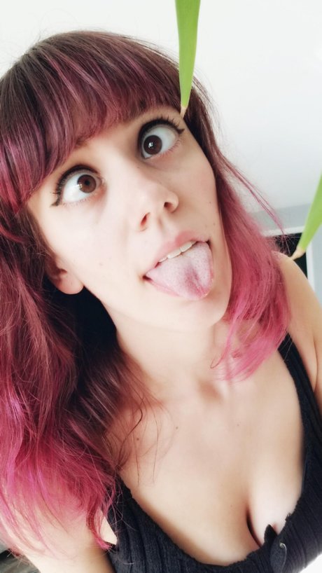 Yanderekamii schauspielerin schöne galerien