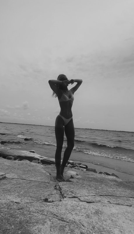 Anna Moores nacktheit foto