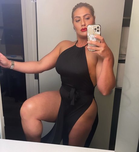 Dr Colette Larsen freie nackten bild