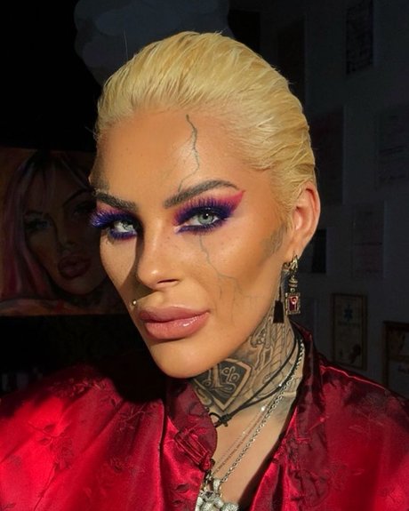 Leoni Baltz_ nacktheit kostenlose archiv