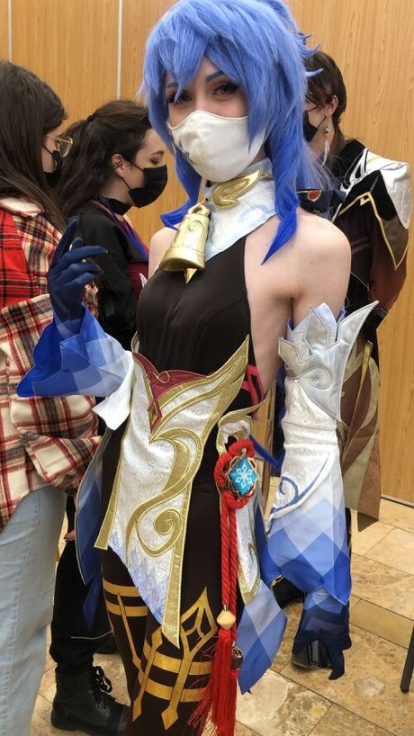 Michal Cosplay_ nacktheit hübsche bilder