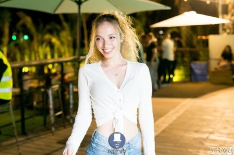 _Anna Bella model akt bild