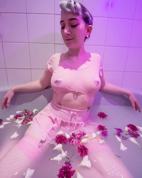 Jazmin Pastela hübsche exklusive bild