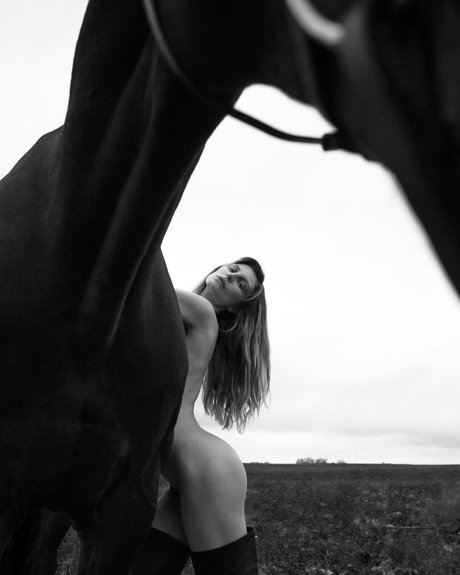 Lena Stepanova hd freie bilder