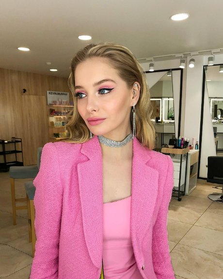 Yulia Kolmakova model nacktheit fotos