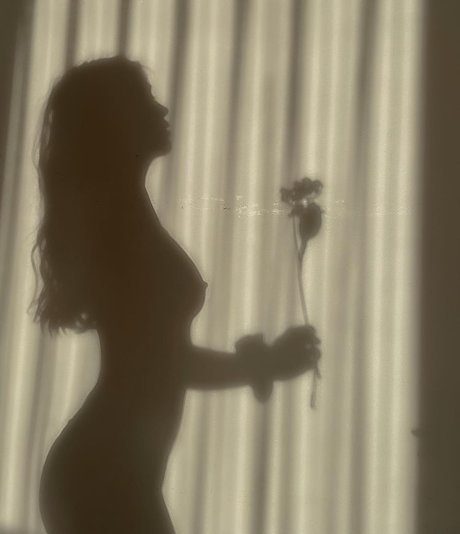 Yuki pinkymoon model nette bild