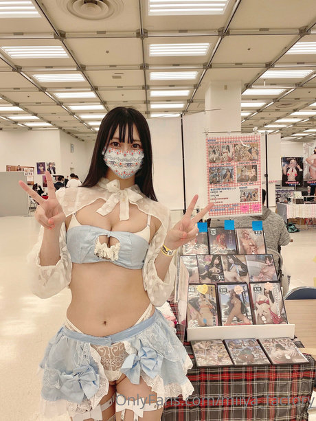 Miiya factory schöne erotische galerien