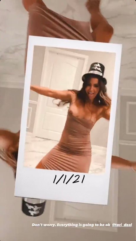 Tori Deal_ freie exklusive archiv