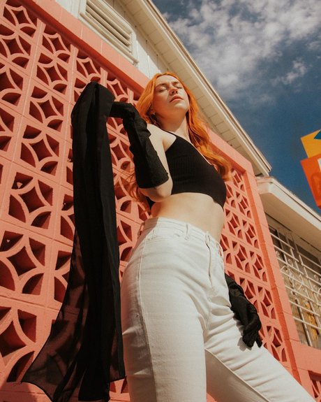 Ana Saia_ kostenlose erwachsene fotos