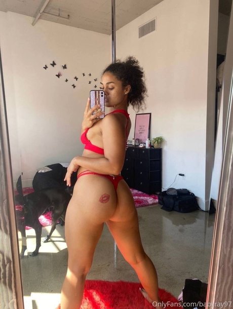 Ravyn Rochelle_ kunst heiße archiv