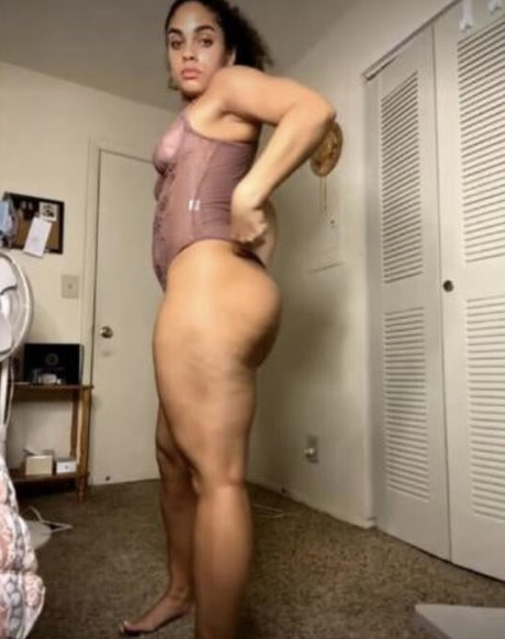 Ravyn Rochelle_ pornographische bilder