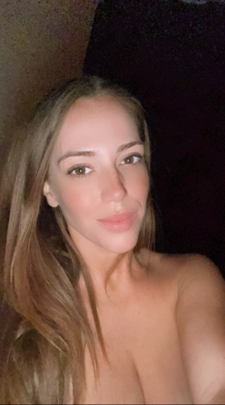 Renee Lynn_ beste top bild