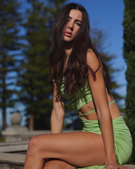 Alanah Yukich_ perfekte kostenlose galerien