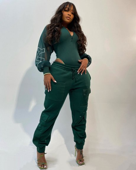 lockiges ebenholz nur fans schöne pornographische bilder