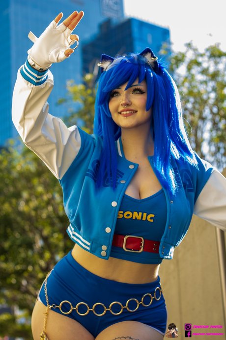 _Succubus Sushi nackt nette fotos