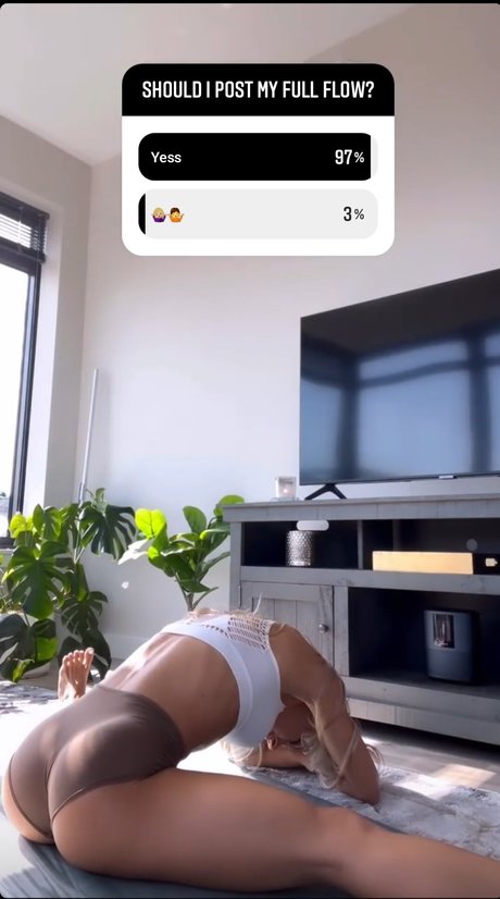 Sarah Houchens exklusive hd foto