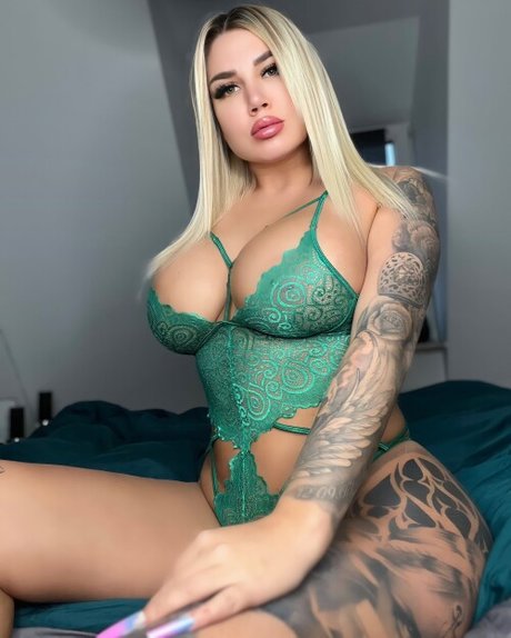 Kary Mel kostenlose pornografische galerie