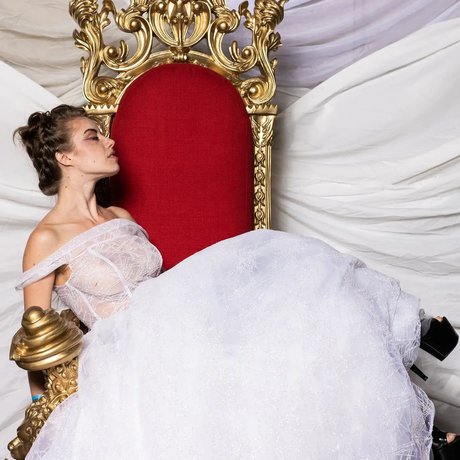 Taye Rose kunst nacktheit bild