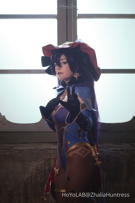 Little Giuli perfekte xxx galerien