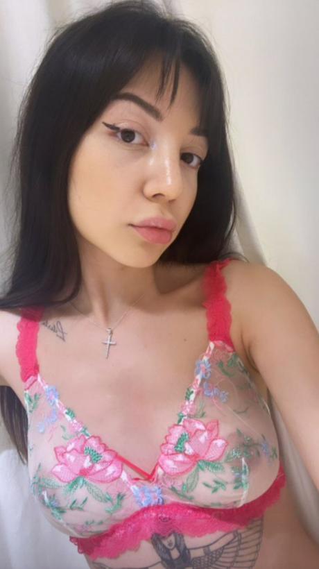 Sinem_ erwachsene akt bilder