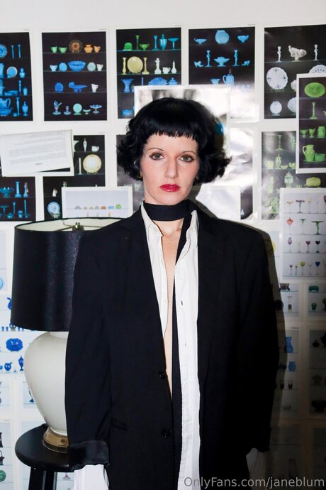 Janeblum schauspielerin nackte bild