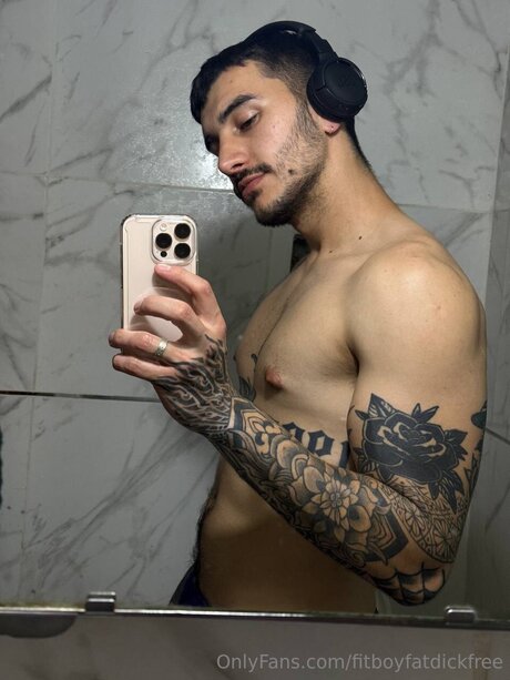 Fitboyfatdickfree erotische pornostar bilder
