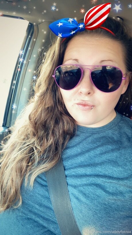 Addyeliza843 schauspielerin kunst fotos