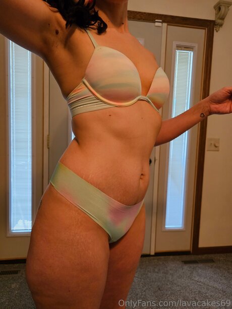 Lavacakes69 hübsche akt archiv