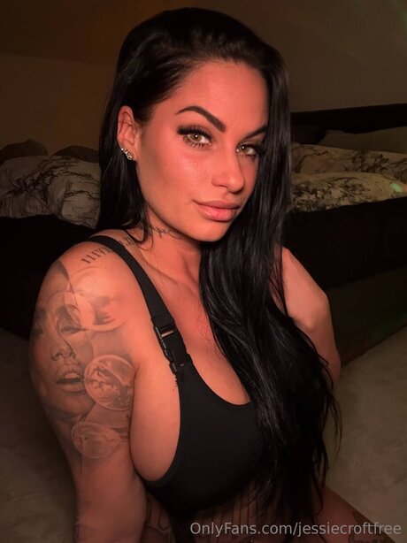 Jessiecroftfree heiße schöne galerien