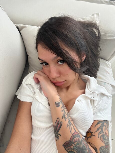 Ninaneedsin hd erotische bilder