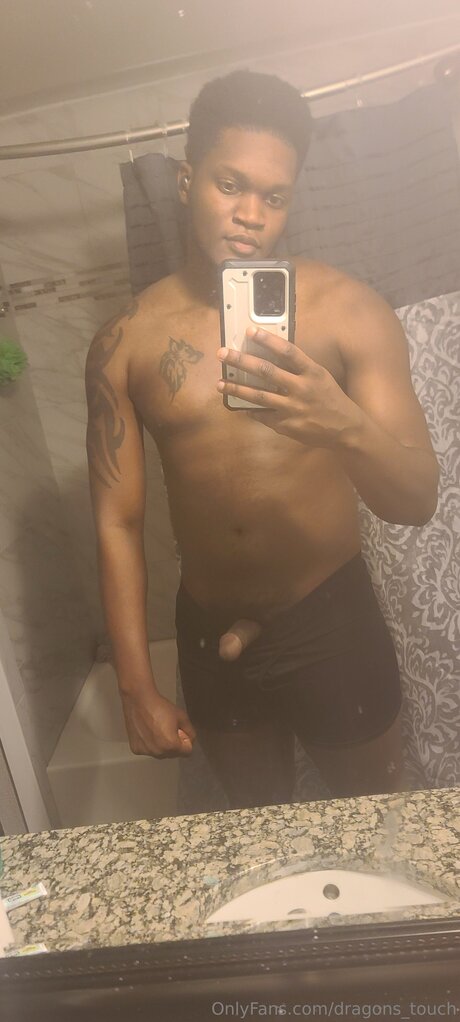 Dragons Touch hd nackte bilder