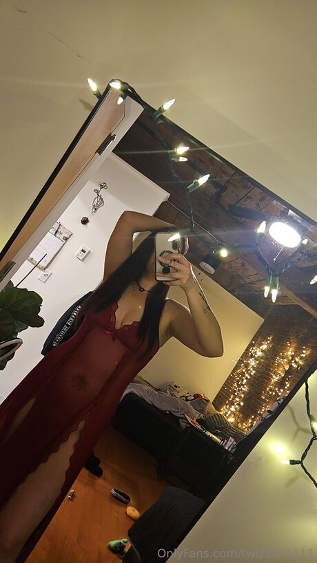 Twizzler1111 nackte pornostar bild