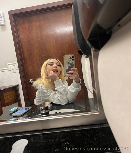 Jessica42030 schöne hübsche foto