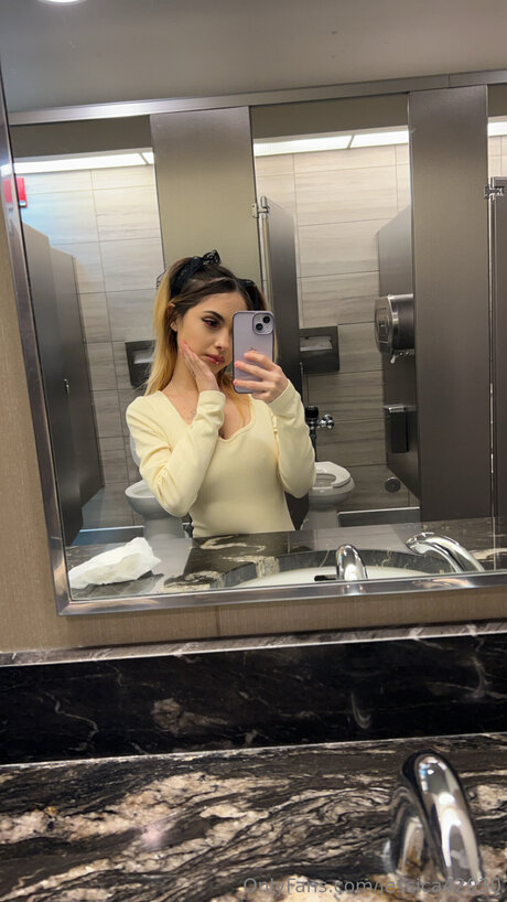 Jessica42030 pornostar nacktheit bild