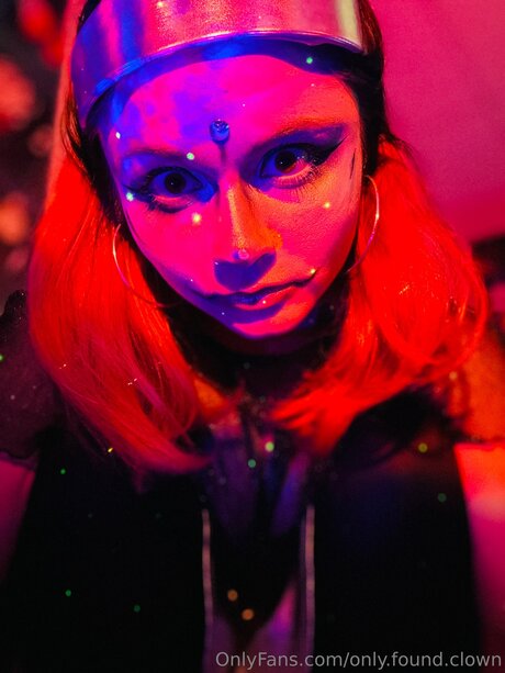 Only Found Clown kostenlose xxx fotos
