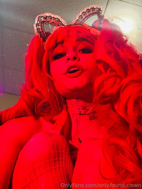 Only Found Clown top pornographische foto