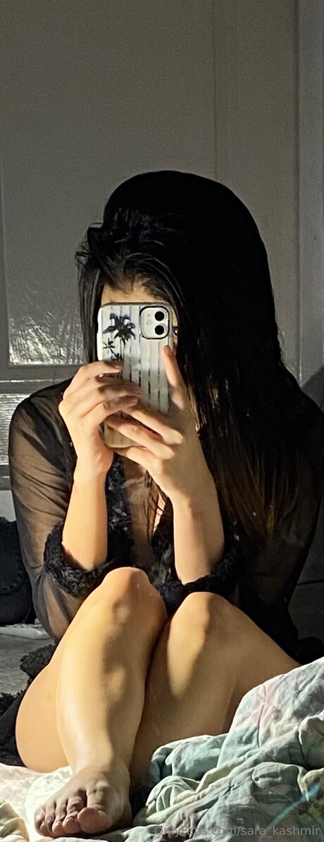 Sara Kashmir schauspielerin top foto