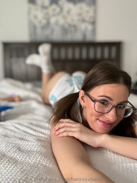 Hanniexbeee kunst nackt galerie