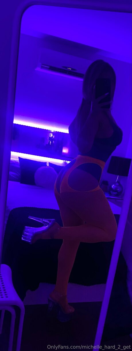 Michelle Hard 2 Get sexy pornostar galerien