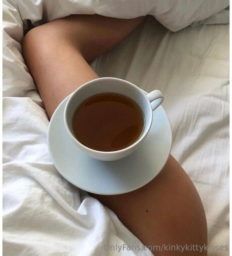 Kinkykittykisses nackt schöne galerien