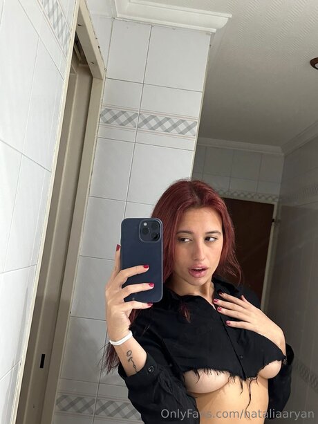 Nataliaaryan schauspielerin kunst bilder