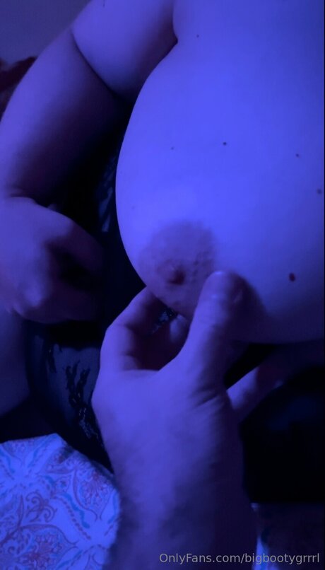 Bigbootygrrrl erotische freie galerie