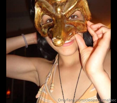 Cleopatramalbec schauspielerin nackten galerien