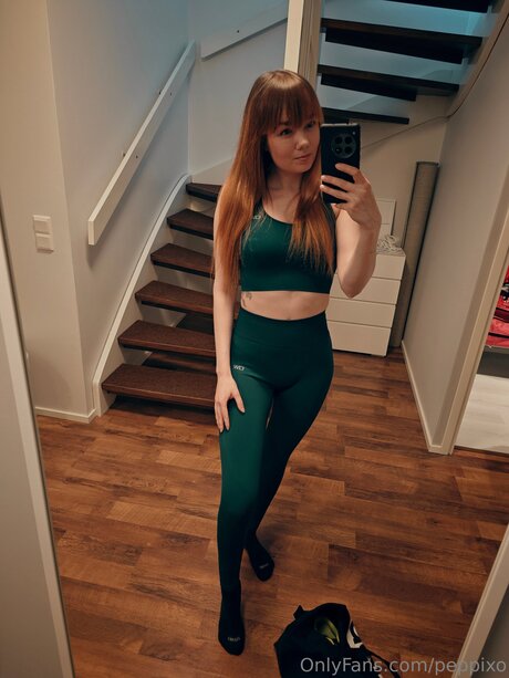 Peppixo erwachsene nacktheit foto